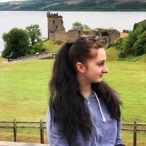 Meet your Posher, Alisa